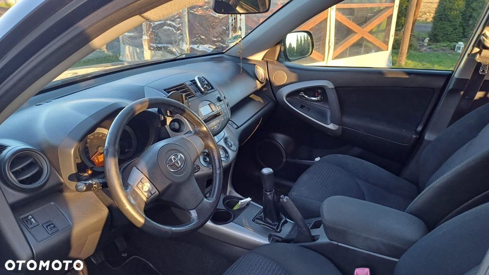 Toyota RAV4 2.0 4x4 - 5