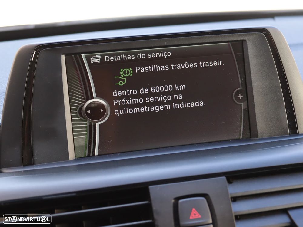 BMW 116 dA Line Sport - 27