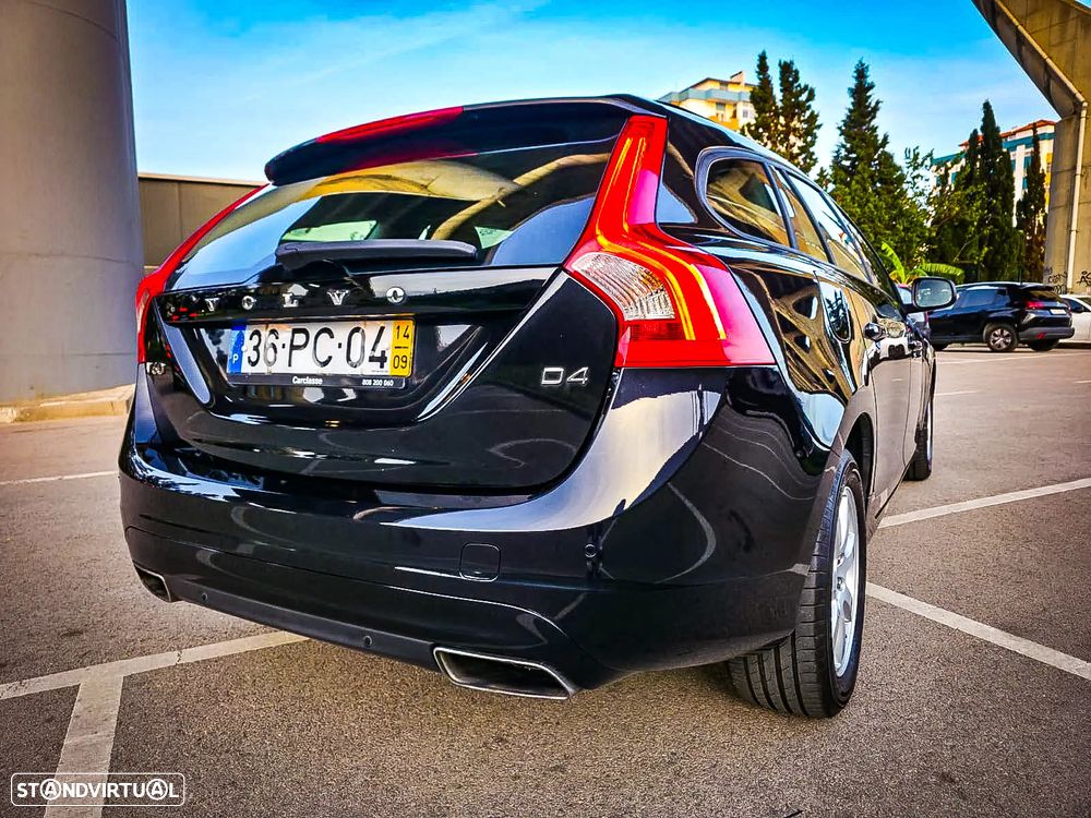 Volvo V60 2.0 D4 Kinetic - 7