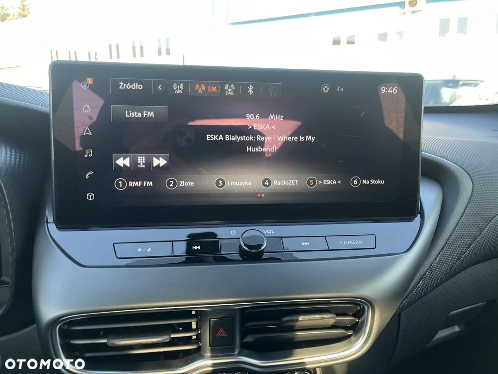 Nissan Juke 1.6 Hybrid N-Connecta AMT - 17