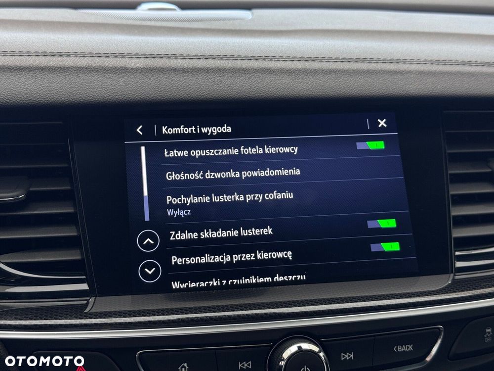 Opel Insignia - 34