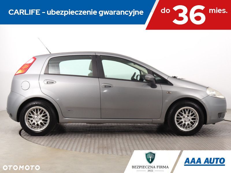 Fiat Grande Punto - 8