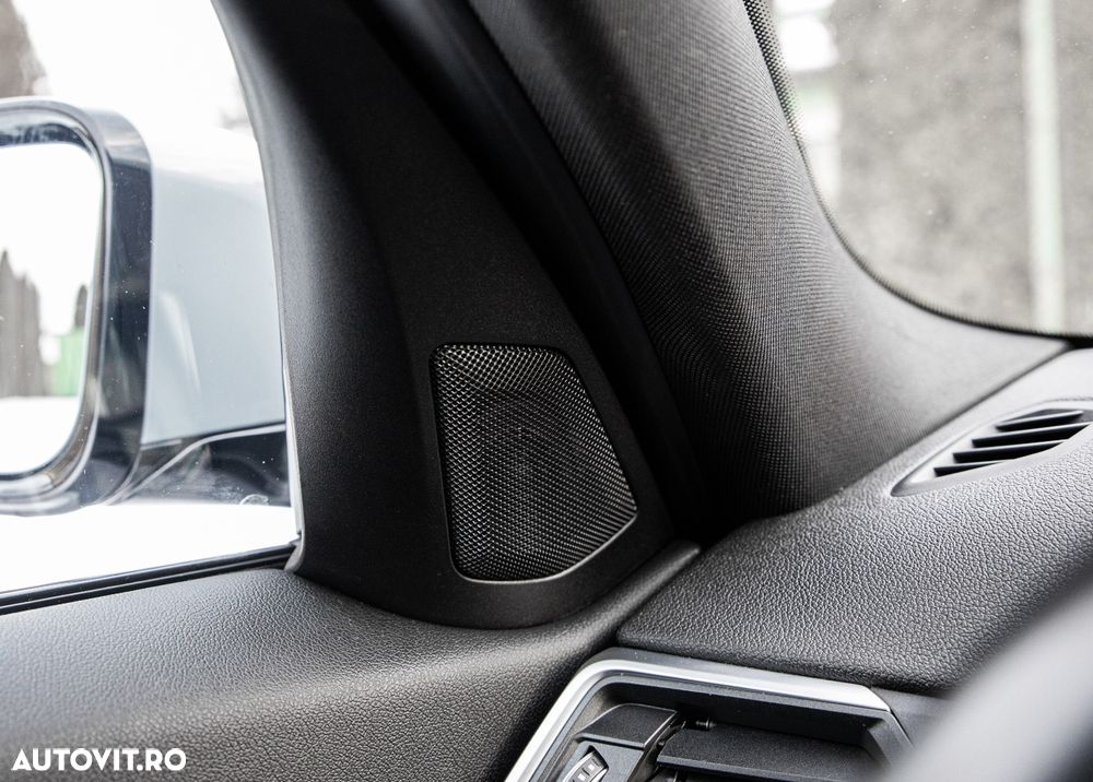 BMW Seria 3 320d xDrive AT MHEV - 29