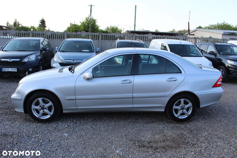 Mercedes-Benz Klasa C - 12