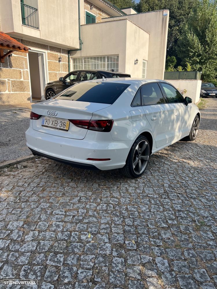 Audi A3 Limousine 1.6 TDI (clean diesel) Attraction - 3