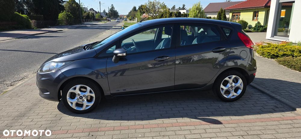 Ford Fiesta 1.25 Celebration - 4