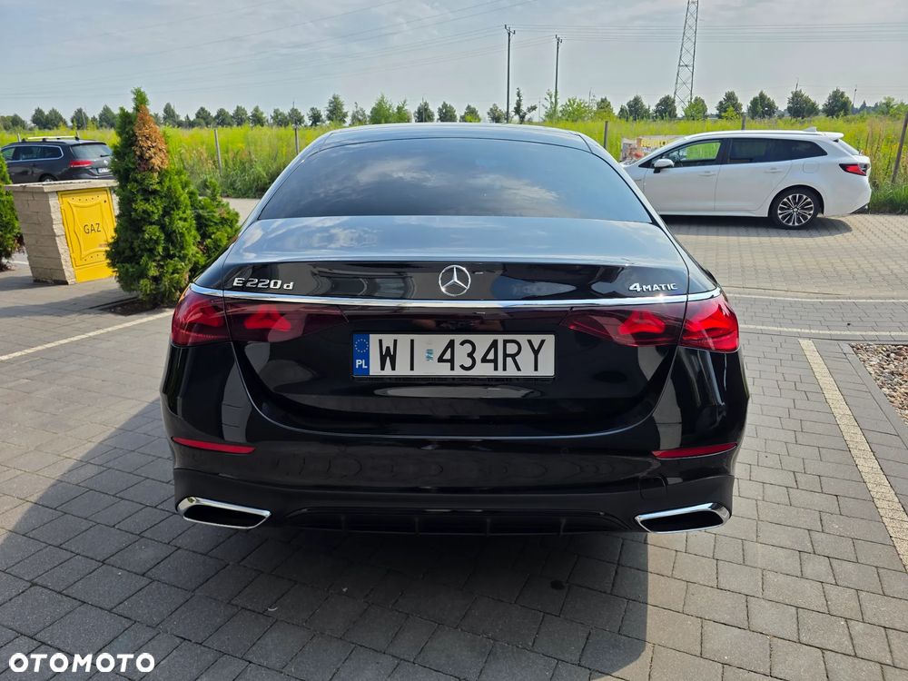 Mercedes-Benz Klasa E 220 d mHEV 4-Matic AMG 9G-Tronic - 13