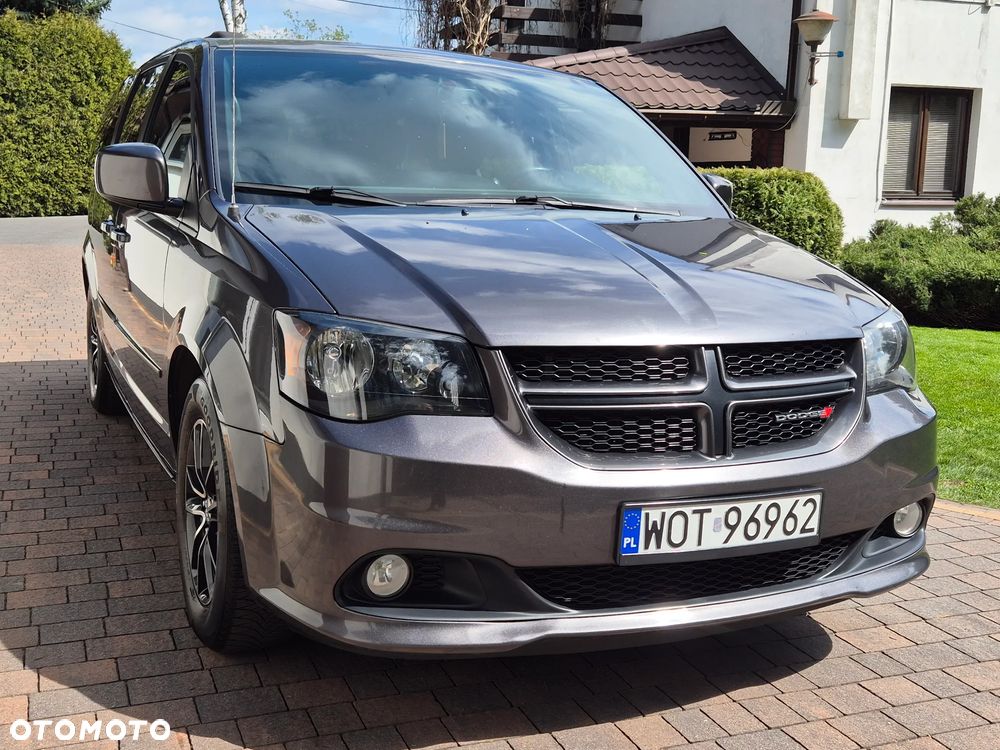 Dodge Grand Caravan - 16