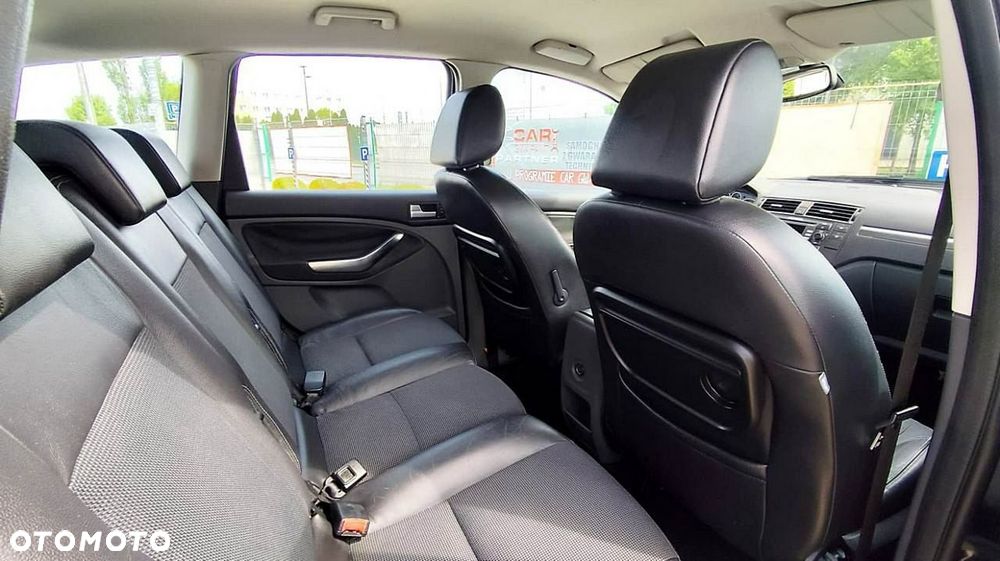 Ford C-MAX - 14