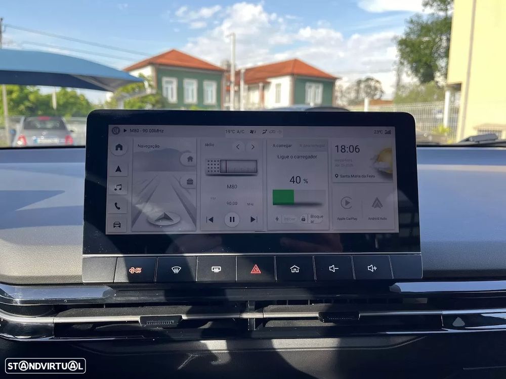 MG MG4 64 kWh Luxury - 20