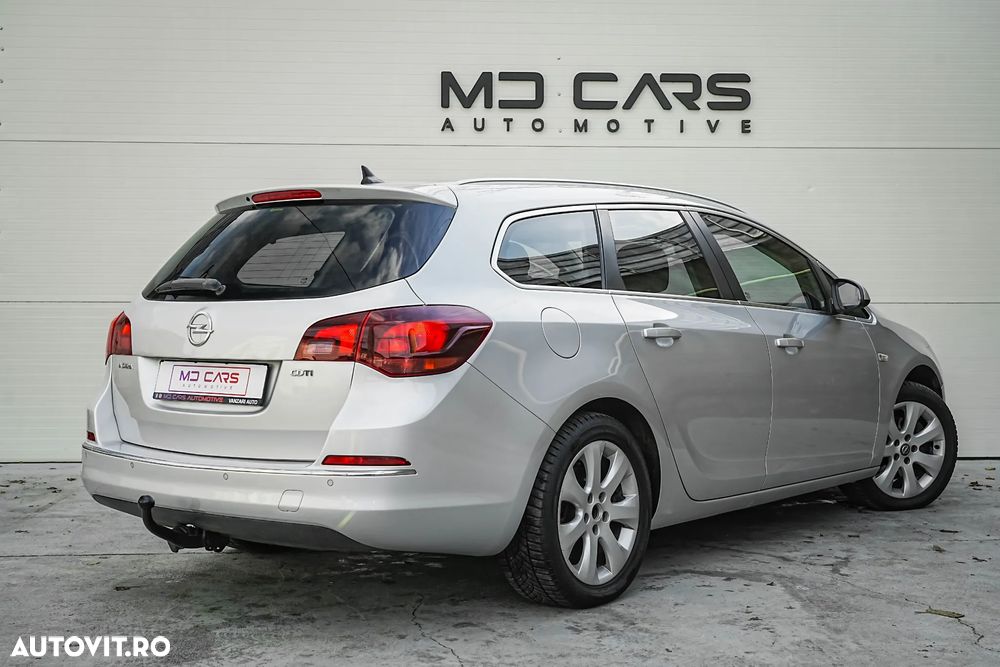 Opel Astra 1.7 CDTI DPF ecoFLEX Sports TourerStart/Stop Design Edition - 3