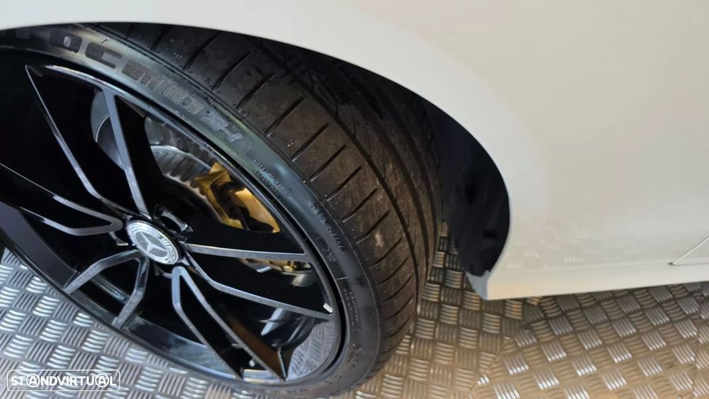Mercedes-Benz E 220 d Cabrio 9G-Tronic AMG Line - 32