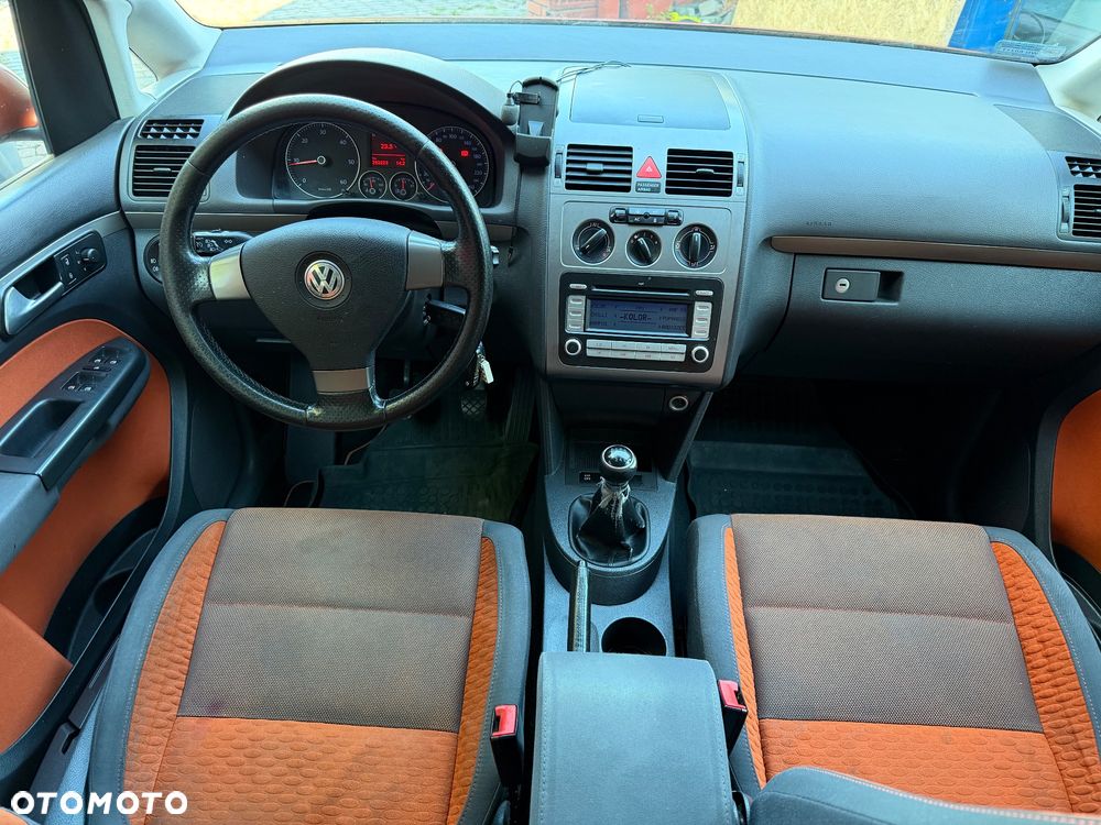 Volkswagen Touran 1.9 TDI DPF Cross - 5