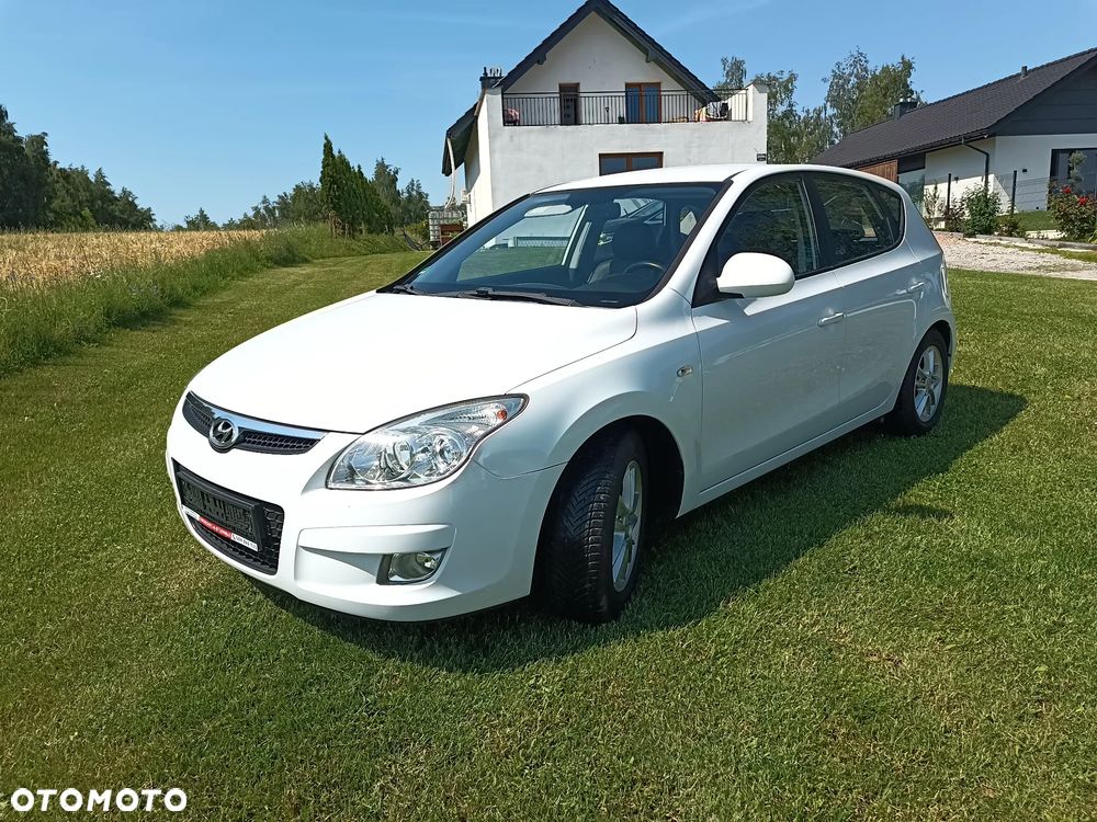 Hyundai i30 2.0 Premium - 27