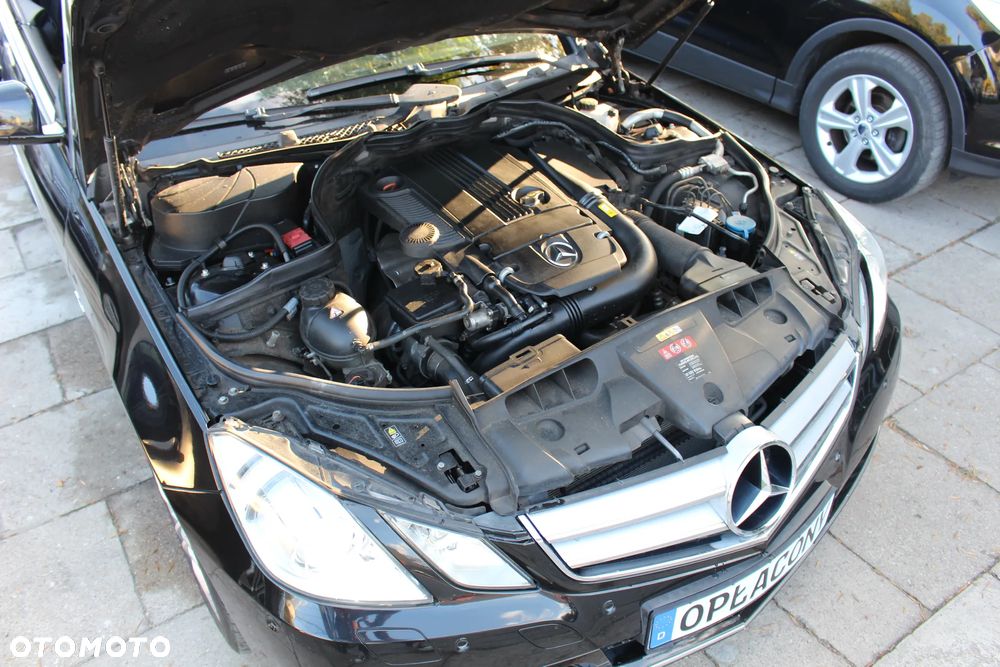 Mercedes-Benz Klasa E 200 CGI BlueEffICIENCY - 20