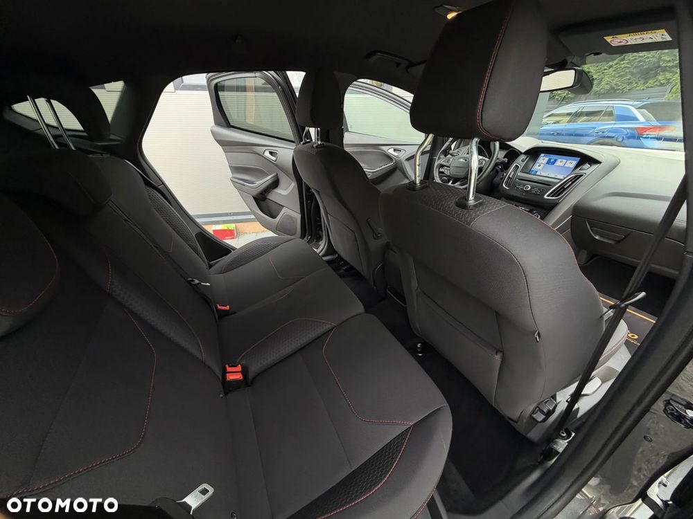 Ford Focus 1.5 EcoBoost STart-Stopp-System ST-LINE - 17