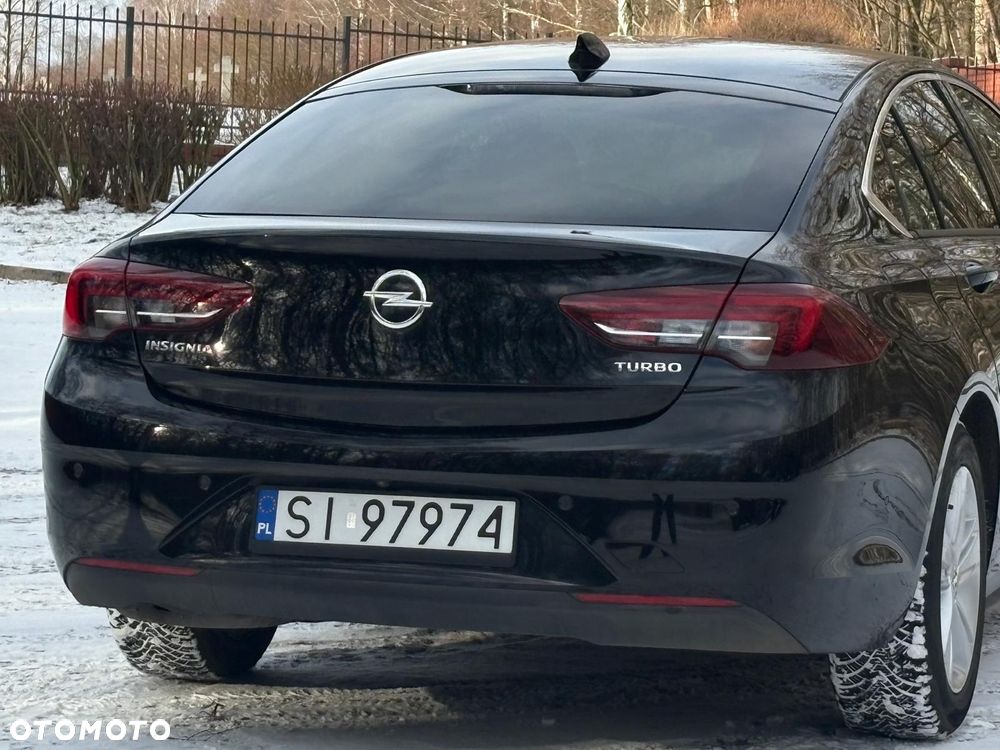 Opel Insignia - 14