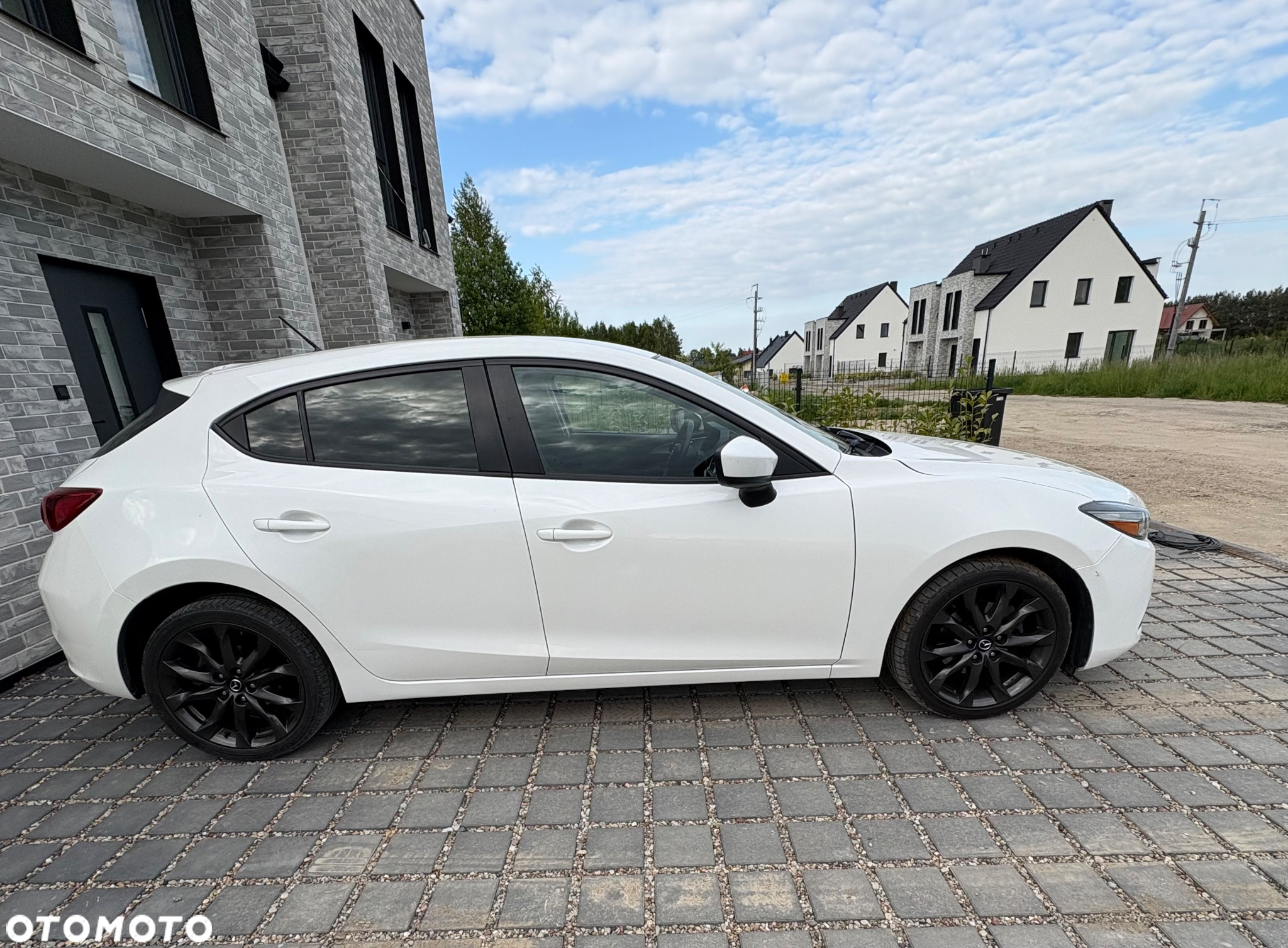 Mazda 3 - 6