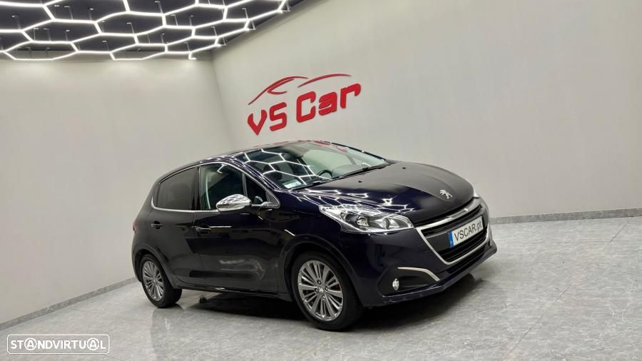 Peugeot 208 1.2 PureTech Allure - 2