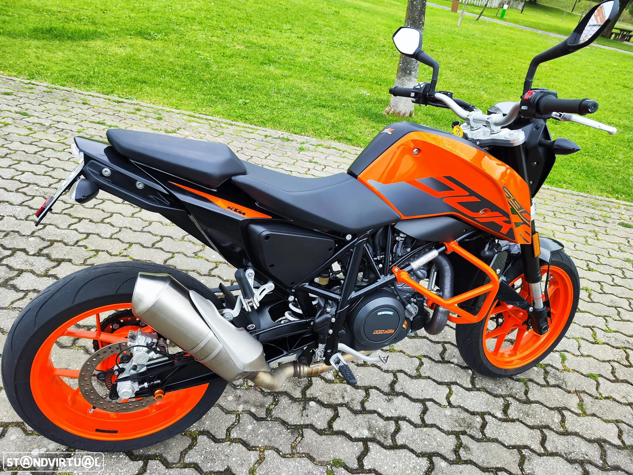 KTM Duke 690 - 5