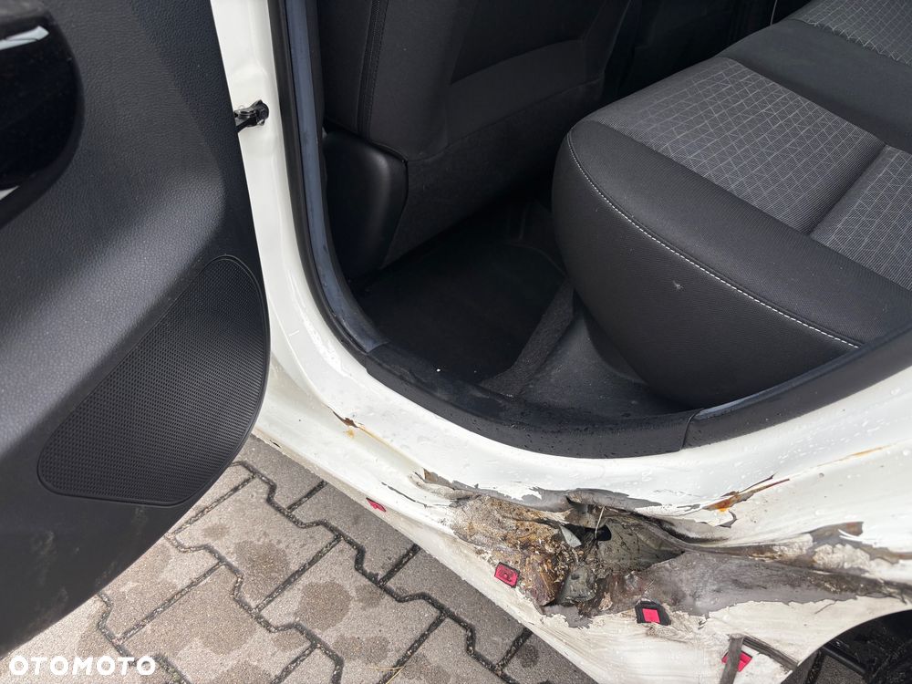 Kia Picanto - 23