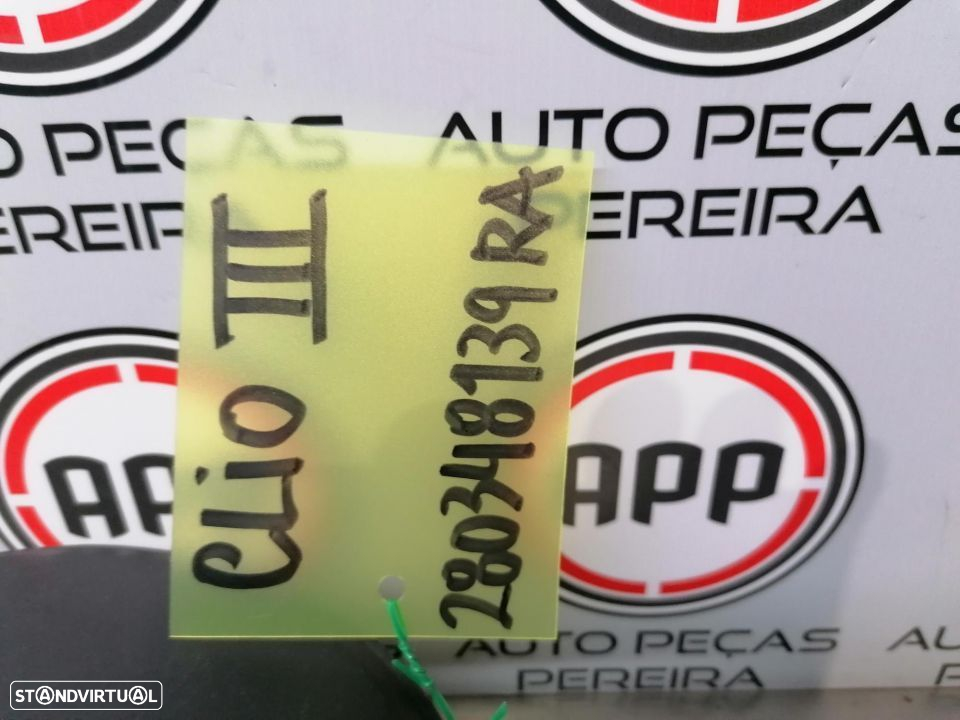 Display rádio Renault Clio 3, 2009 em diante, referência 280348139RA. - 2