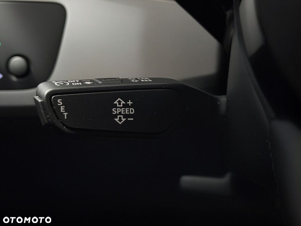 Audi A4 Limousine - 13