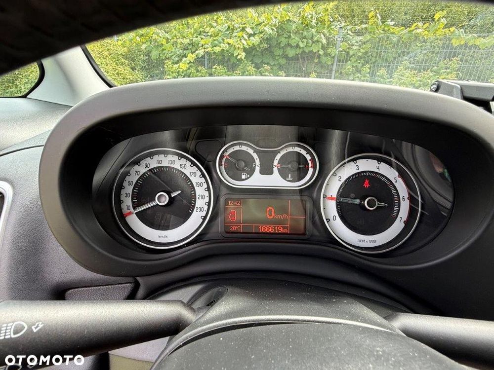 Fiat 500L - 26
