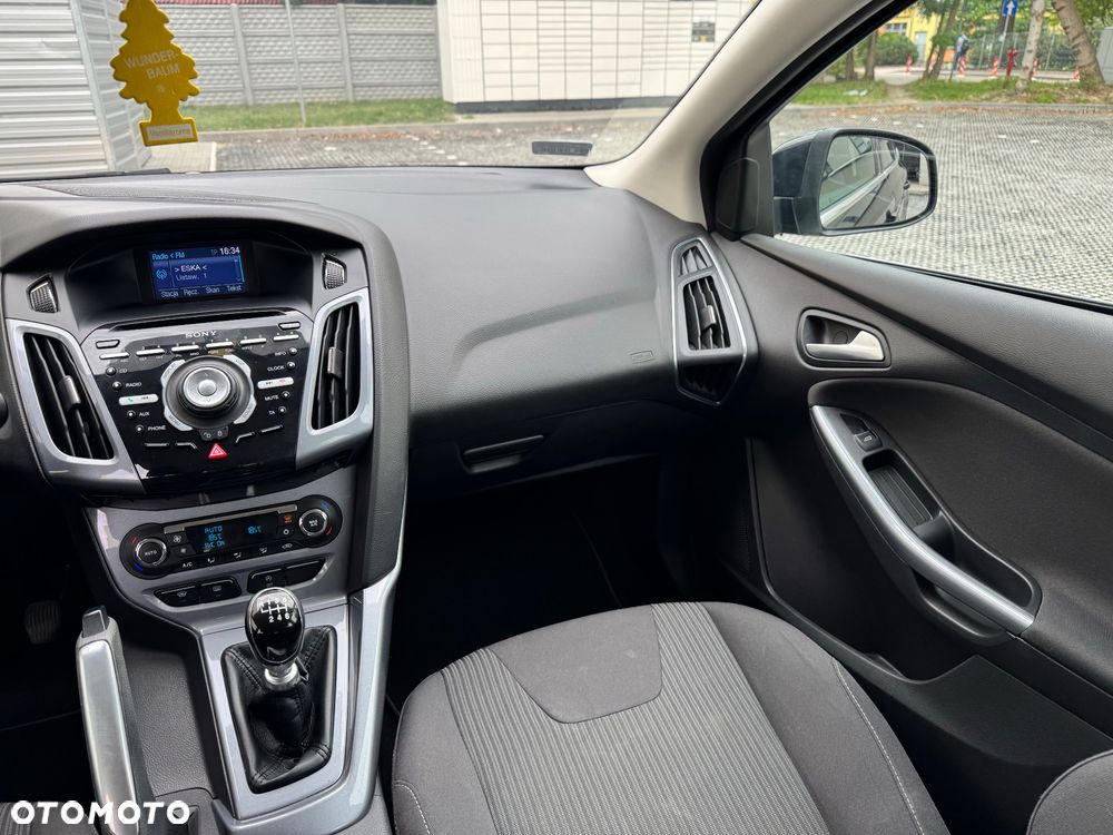 Ford Focus 1.6 EcoBoost Titanium - 15