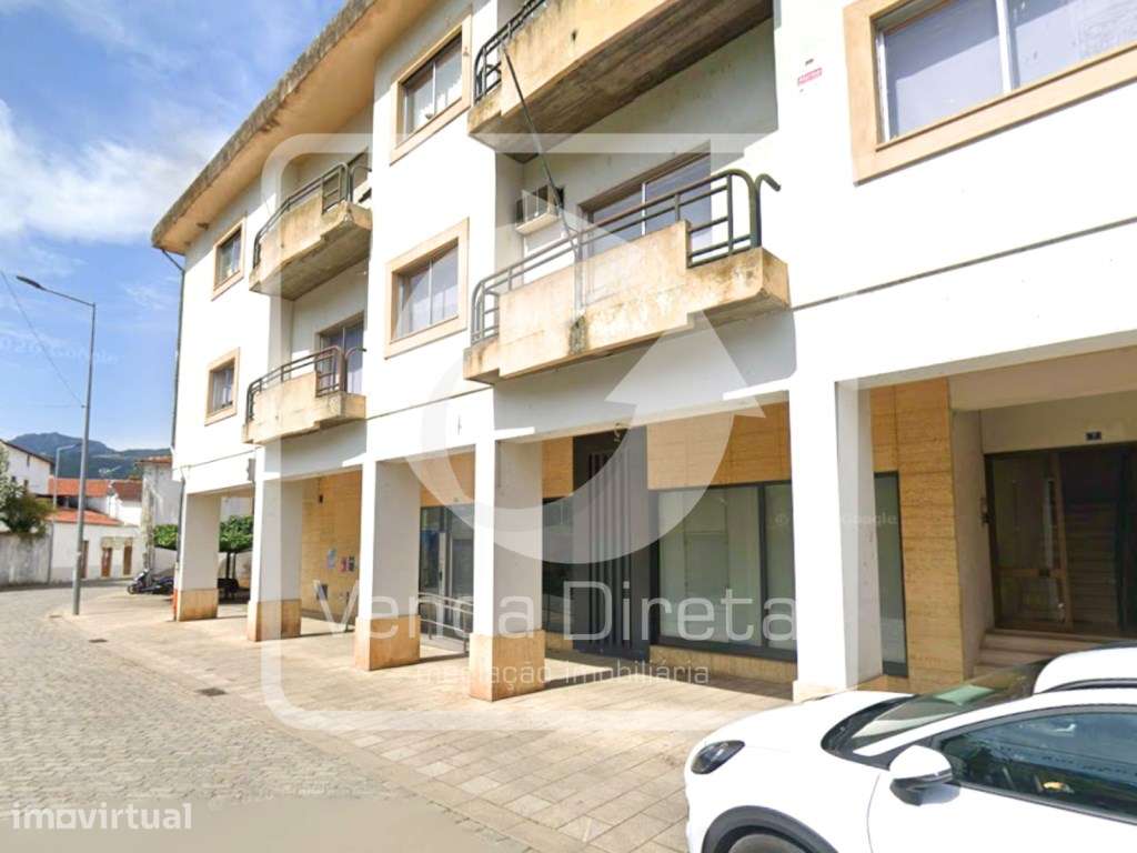 Loja com 360 m² no Centro de Góis | Excelente Oportunidade de Inves... - Grande imagem: 2/20