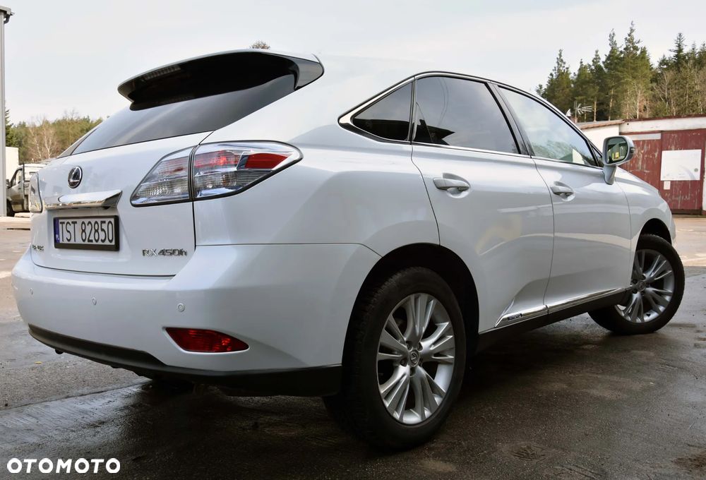 Lexus RX - 12
