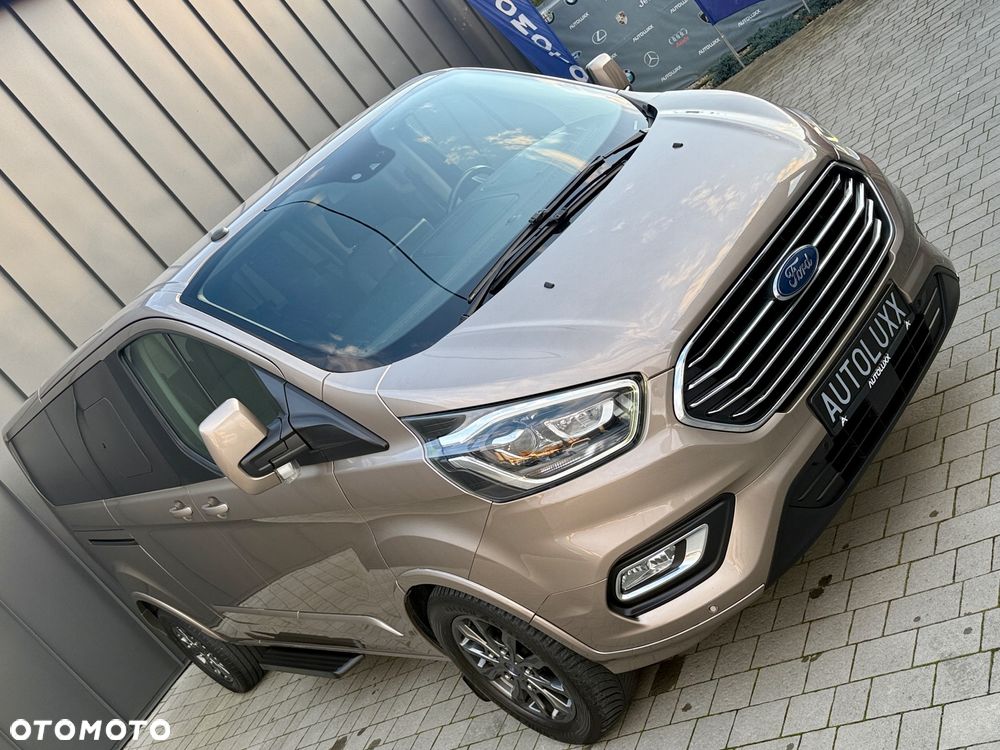 Ford Tourneo Custom - 13