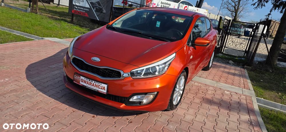 Kia Ceed - 3