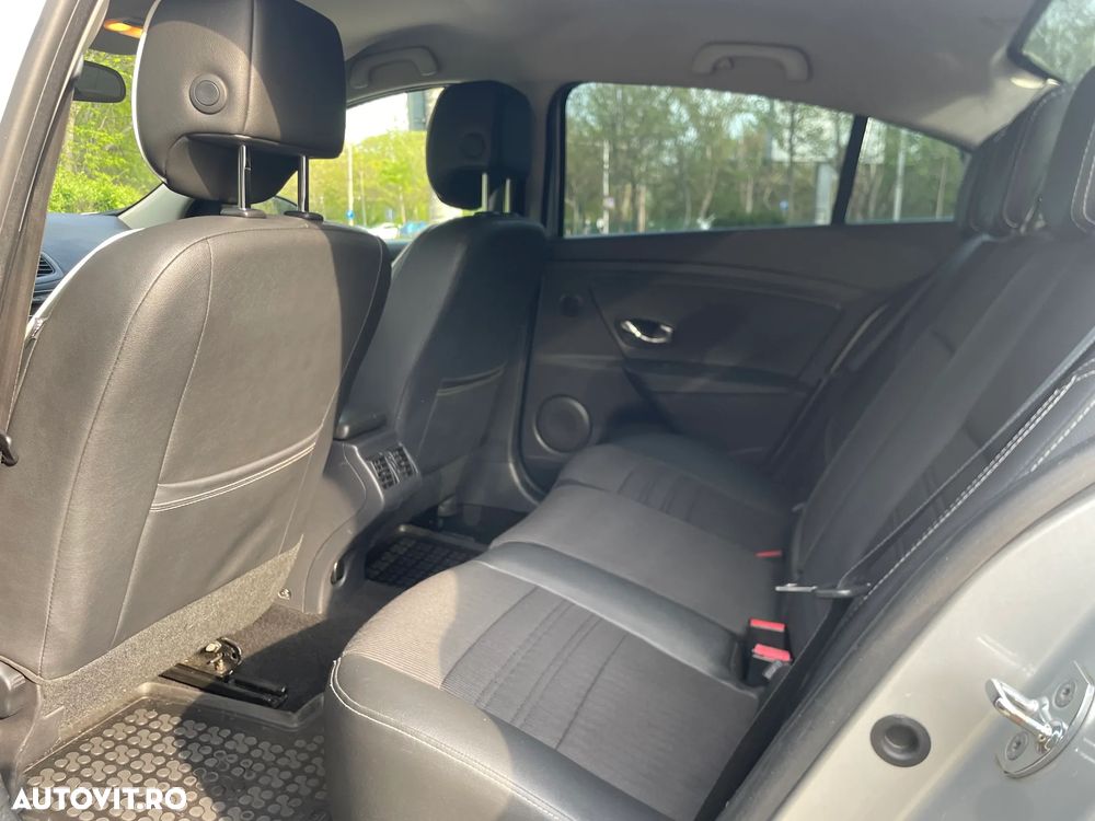 Renault Fluence 1.5dCi Dynamique - 9