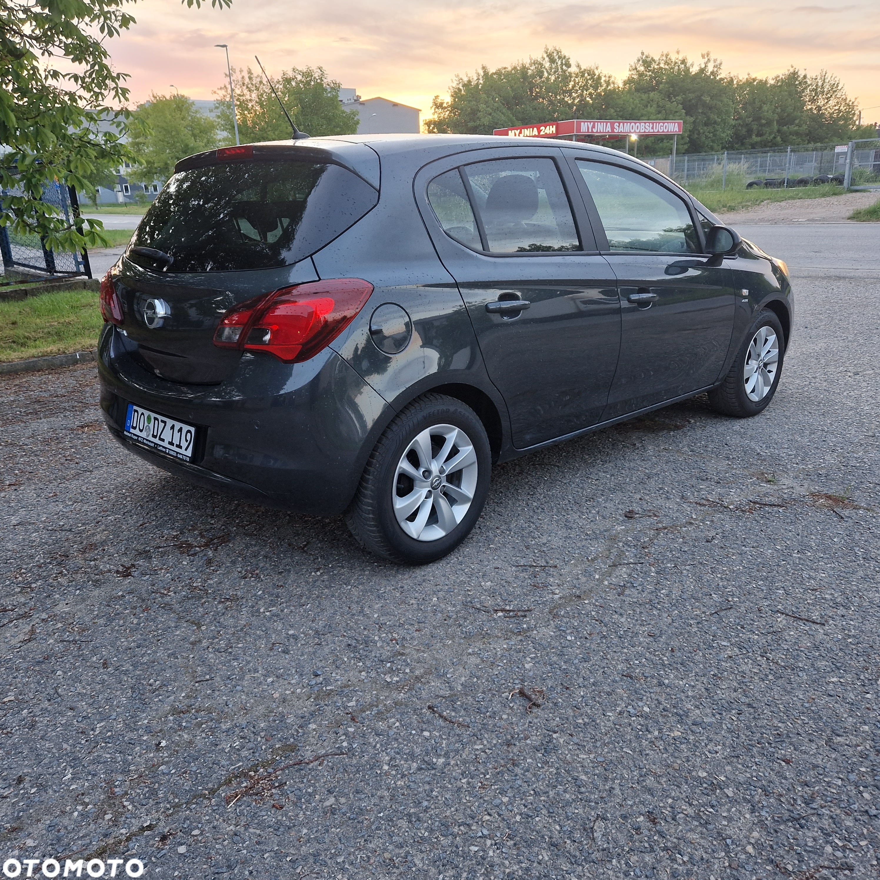 Opel Corsa 1.4 Automatik Active - 3