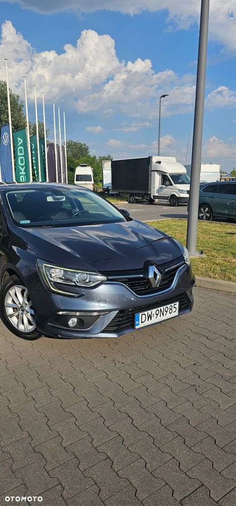 Renault Megane 1.2 Energy TCe Limited - 12