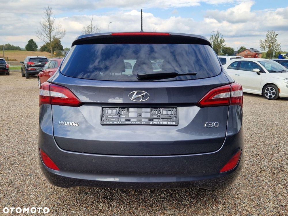 Hyundai i30 1.6 CRDI DCT Passion - 29