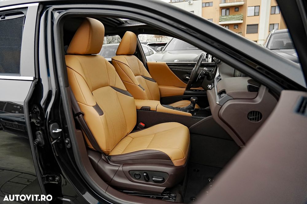 Lexus Seria ES 300h Style Edition - 17