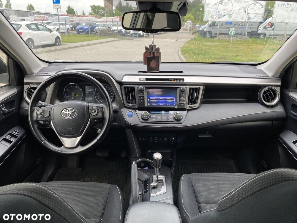 Toyota RAV4 Hybrid Premium 4x2 - 13