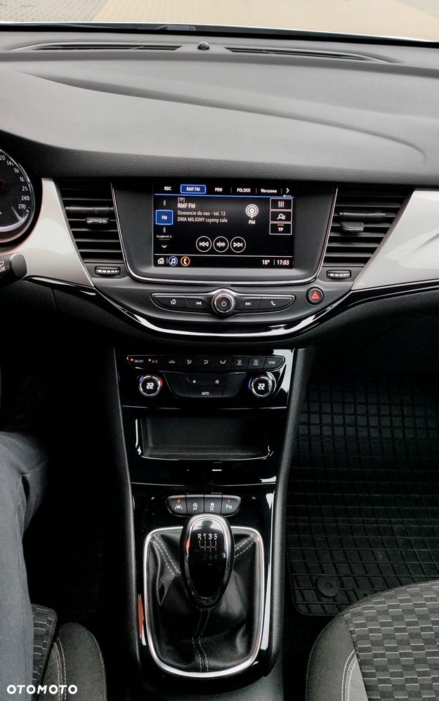 Opel Astra - 16