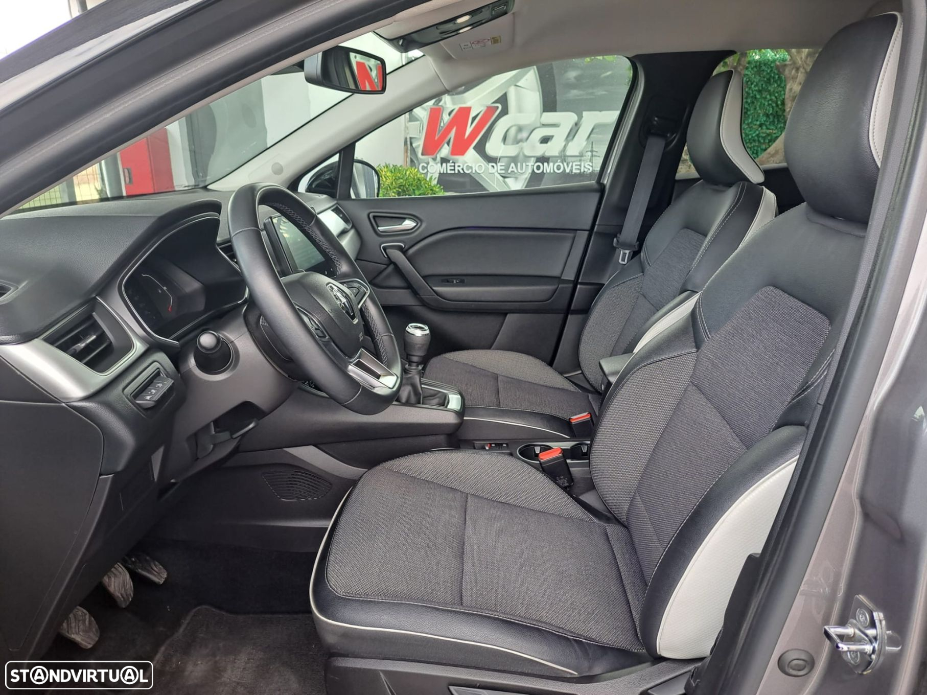 Renault Captur - 10