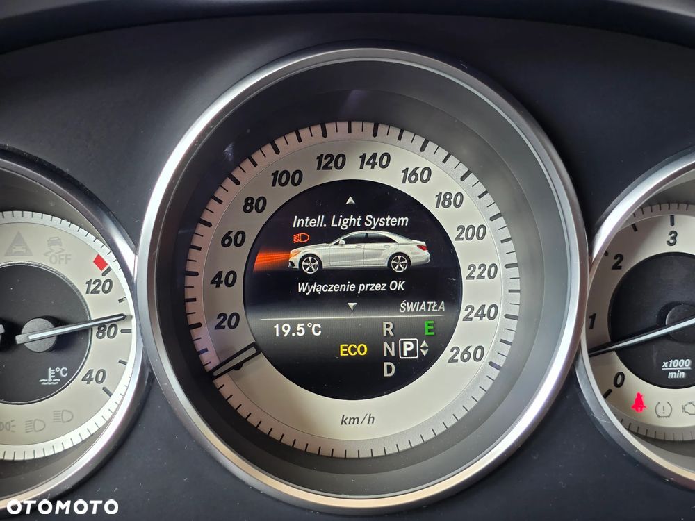 Mercedes-Benz CLS 350 BlueTEC 4-Matic - 40