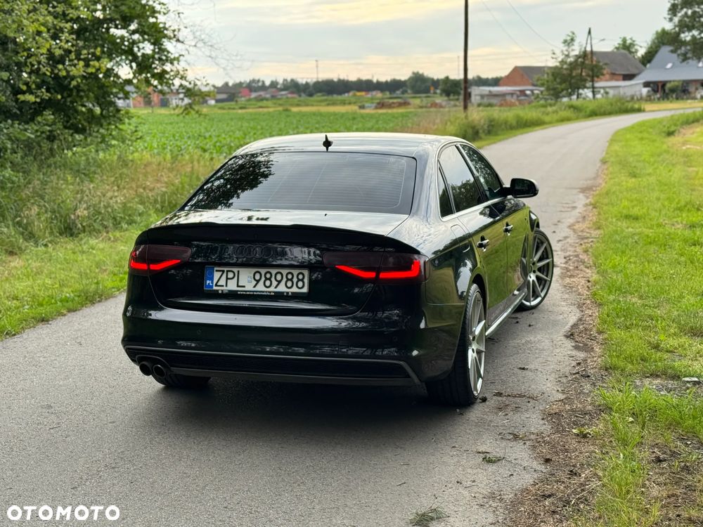 Audi A4 - 12