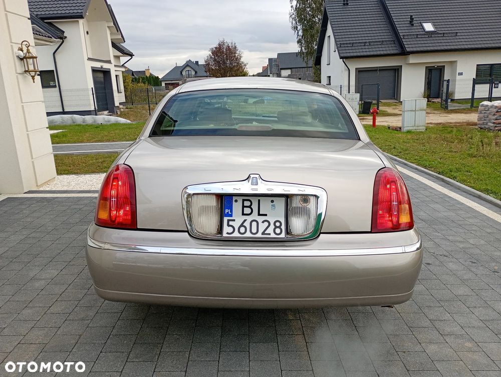 Lincoln Town Car 4.6 Executive - 2