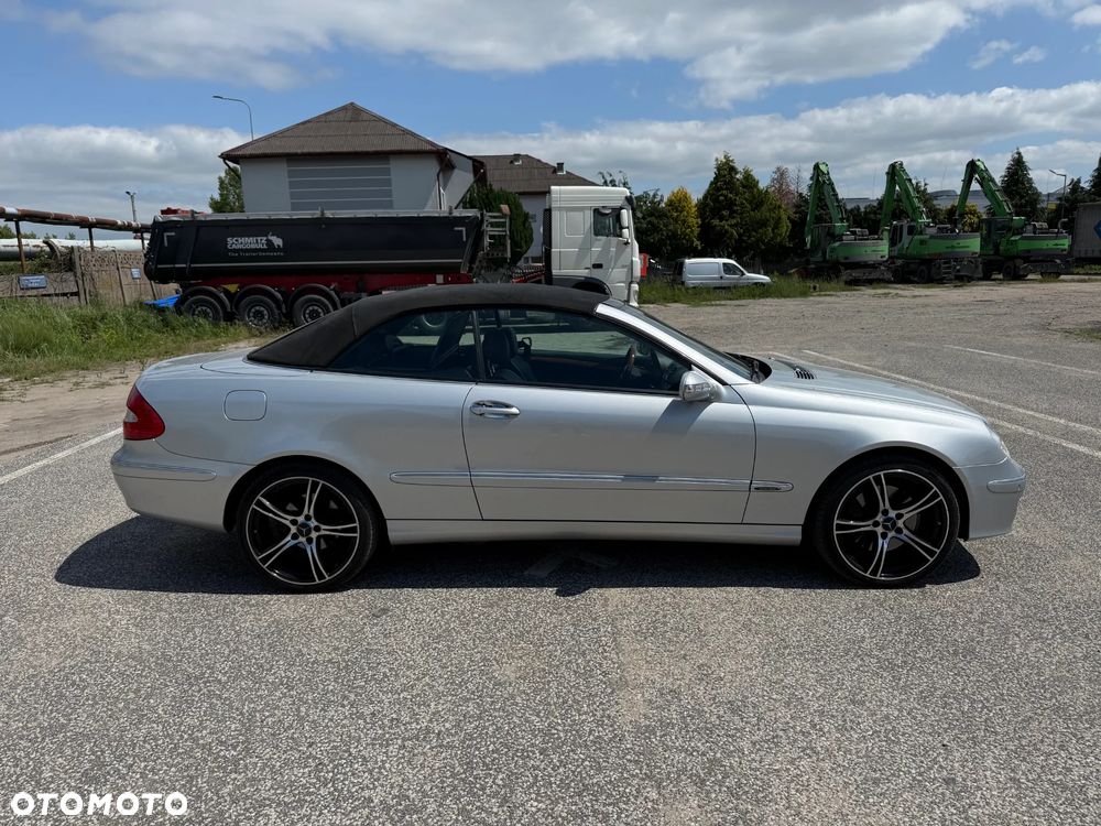 Mercedes-Benz CLK 320 CDI 7G-TRONIC Elegance - 12
