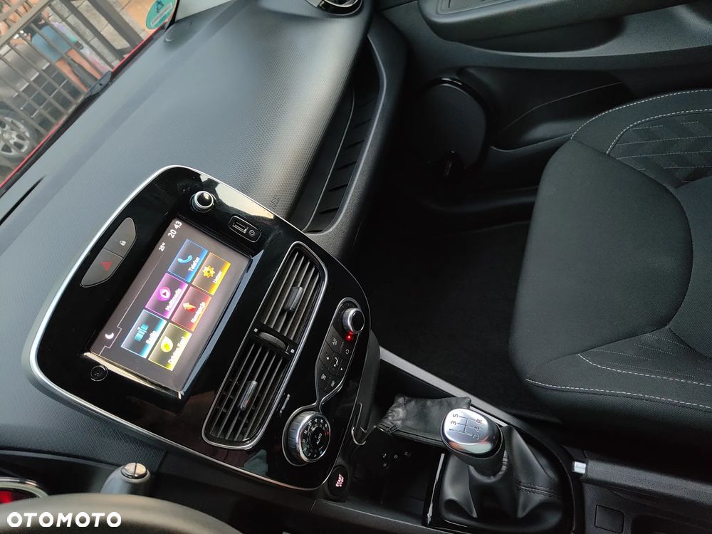 Renault Clio ENERGY TCe 90 Start & Stop LIMITED 2018 - 16
