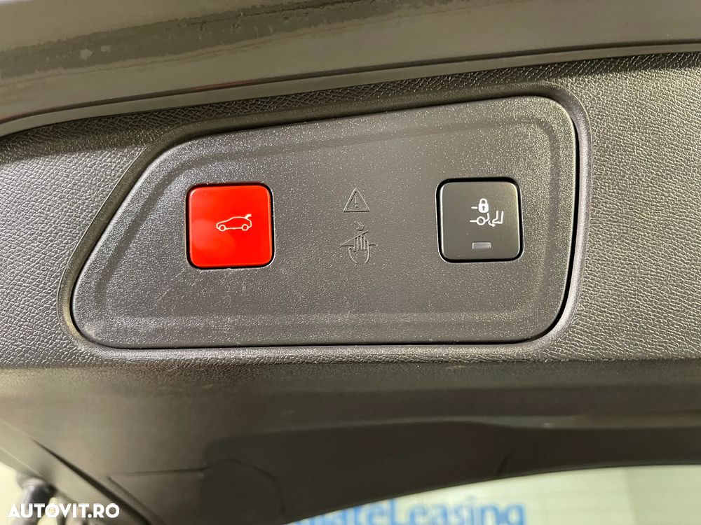 Peugeot 3008 Plug-In Hybrid 225 e-EAT8 Allure Pack - 27