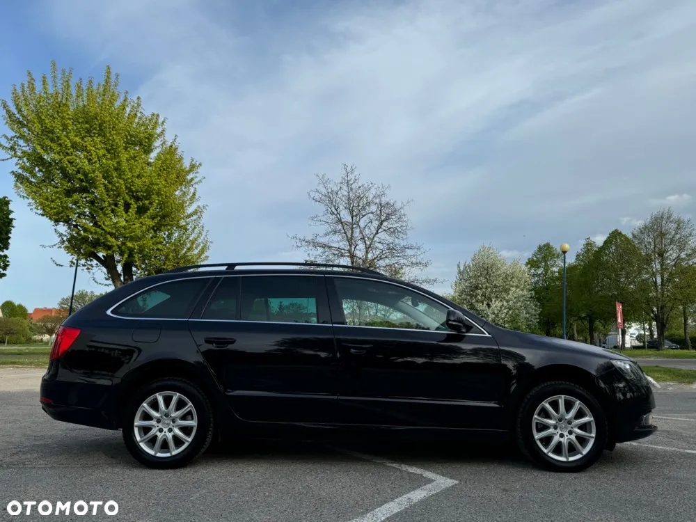 Skoda Superb Combi 2.0 TDI DSG Elegance - 6