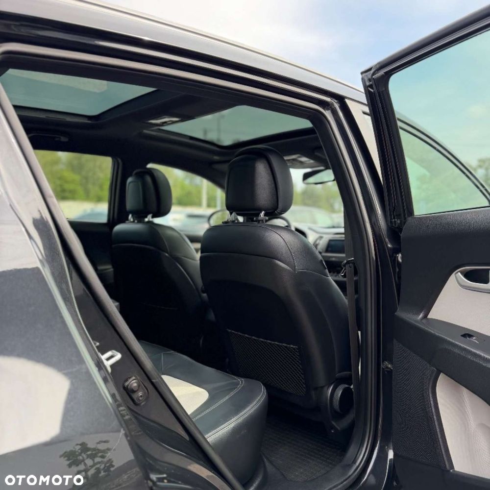Kia Sportage - 30