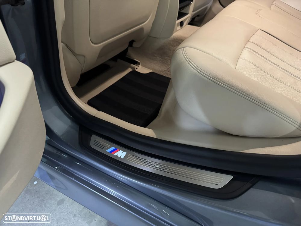 BMW 530 e iPerformance Pack M - 19